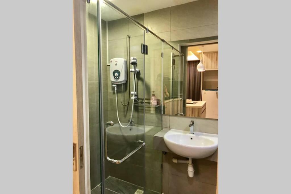 Condo In Imago Mall 亚庇最大商场imago楼里公寓 코타키나발루에서가장큰쇼핑센터아파트 Exteriör bild